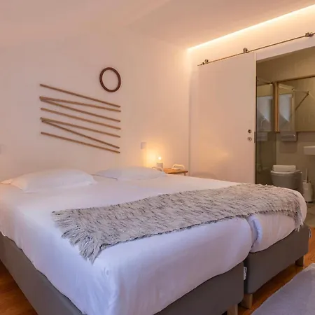 Modern & Hidden By Lovelystay *